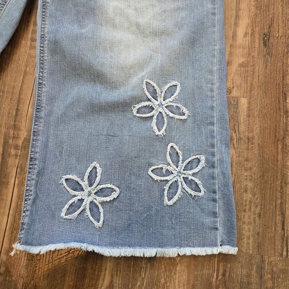 Denim Est. 1946 Hi-Rise Jegging Capris Embroidery Crop Wide Leg 20W New W/tags - Picture 6 of 13